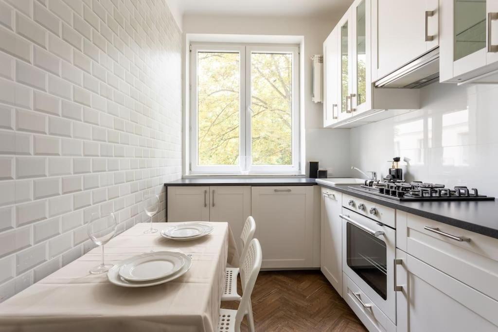 Leilighet Close-central - Great Location - Big And Bright Apartment&nowy Swiat
