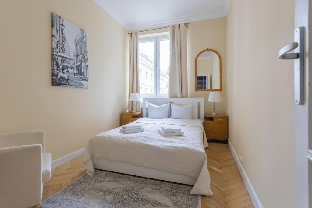 Leilighet Close-central - Great Location - Big And Bright Apartment&nowy Swiat Warszawa